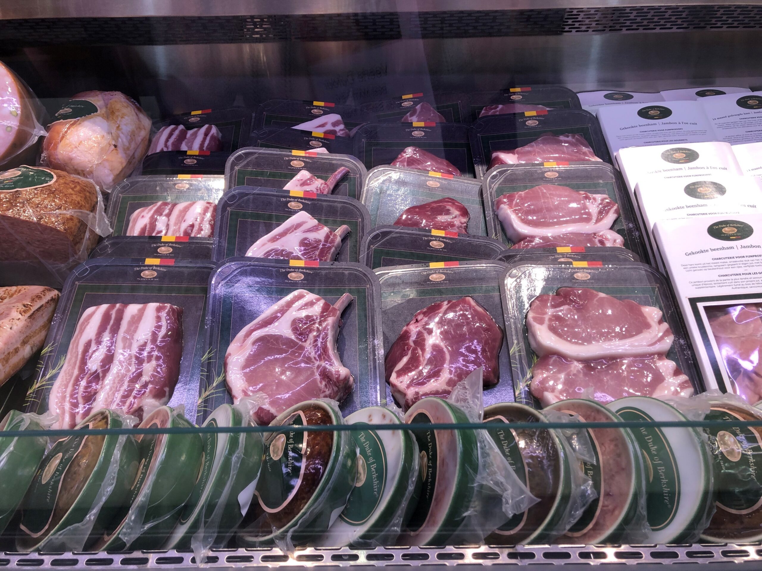 Viande de porc premium de Danis Porkmasters emballée en skinpack